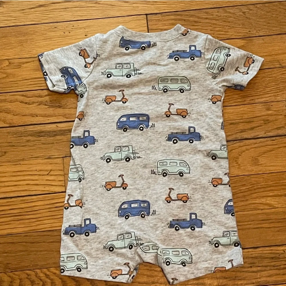 Garanimals Gray Romper with Blue and Green Vehicles - Picture 6 of 6